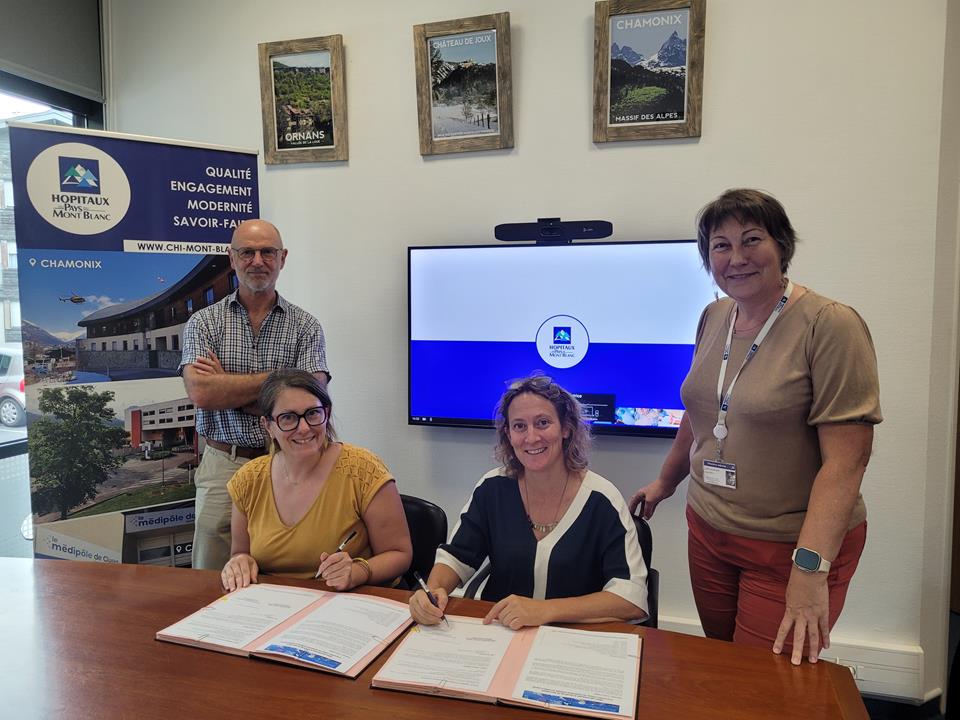  Signature Convention FILIERE GERONTOLOGIE ET HANDICAP MONT BLANC 